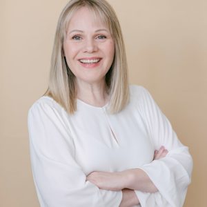/media/1ionjqfr/alison-arnot.jpg?v=1dd57c92e3ff790