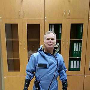 /media/cmifpuy1/steve-wallis-obe-ciol.jpg?v=1dc497fa4956280